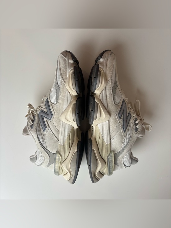 New Balance Shoes - New Balance 9060 Sneakers in Cream and Gray